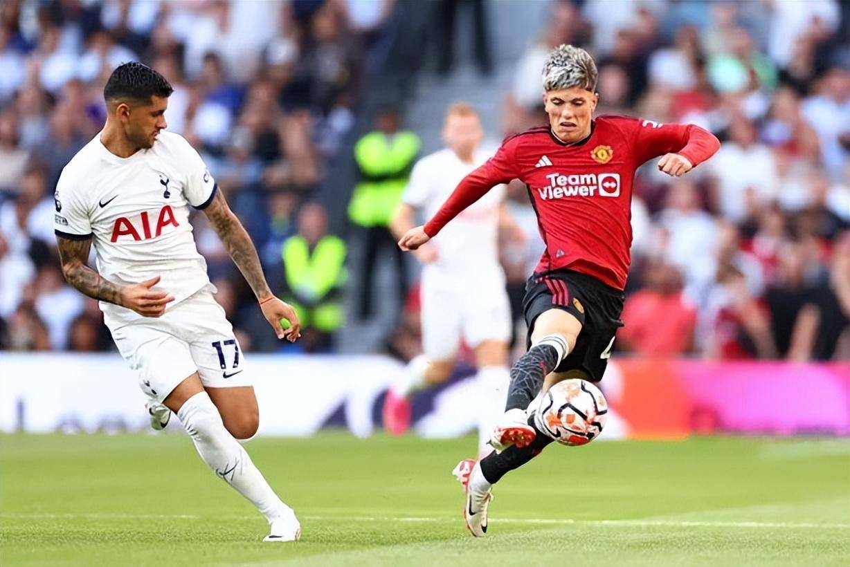 队内矛盾升级,主帅面临球员团结挑战 队内矛盾升级,主帅面临球员团结挑战