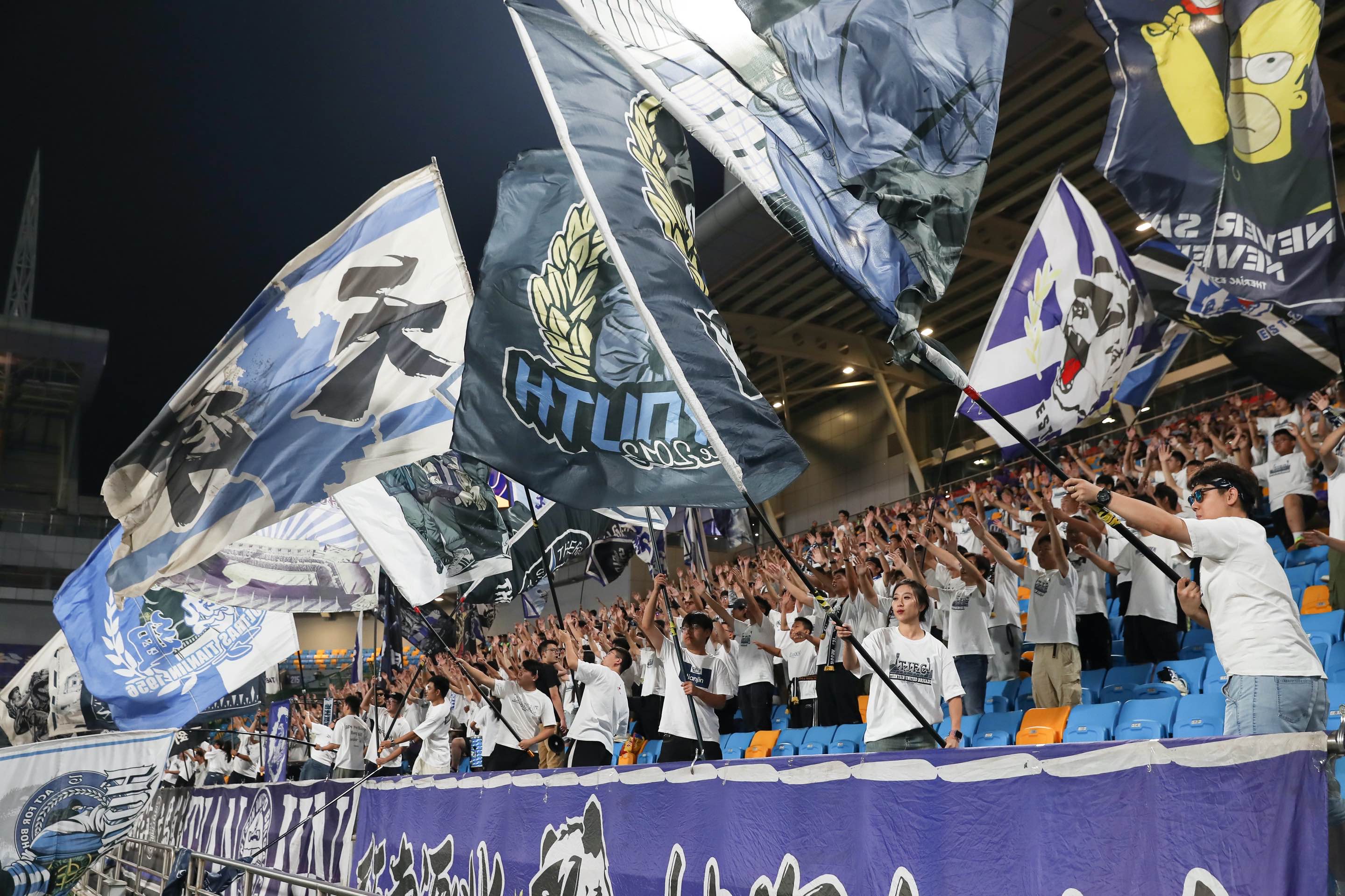 华体会下载-佛罗伦萨连胜士气高昂，夺冠前景充满希望的简单介绍