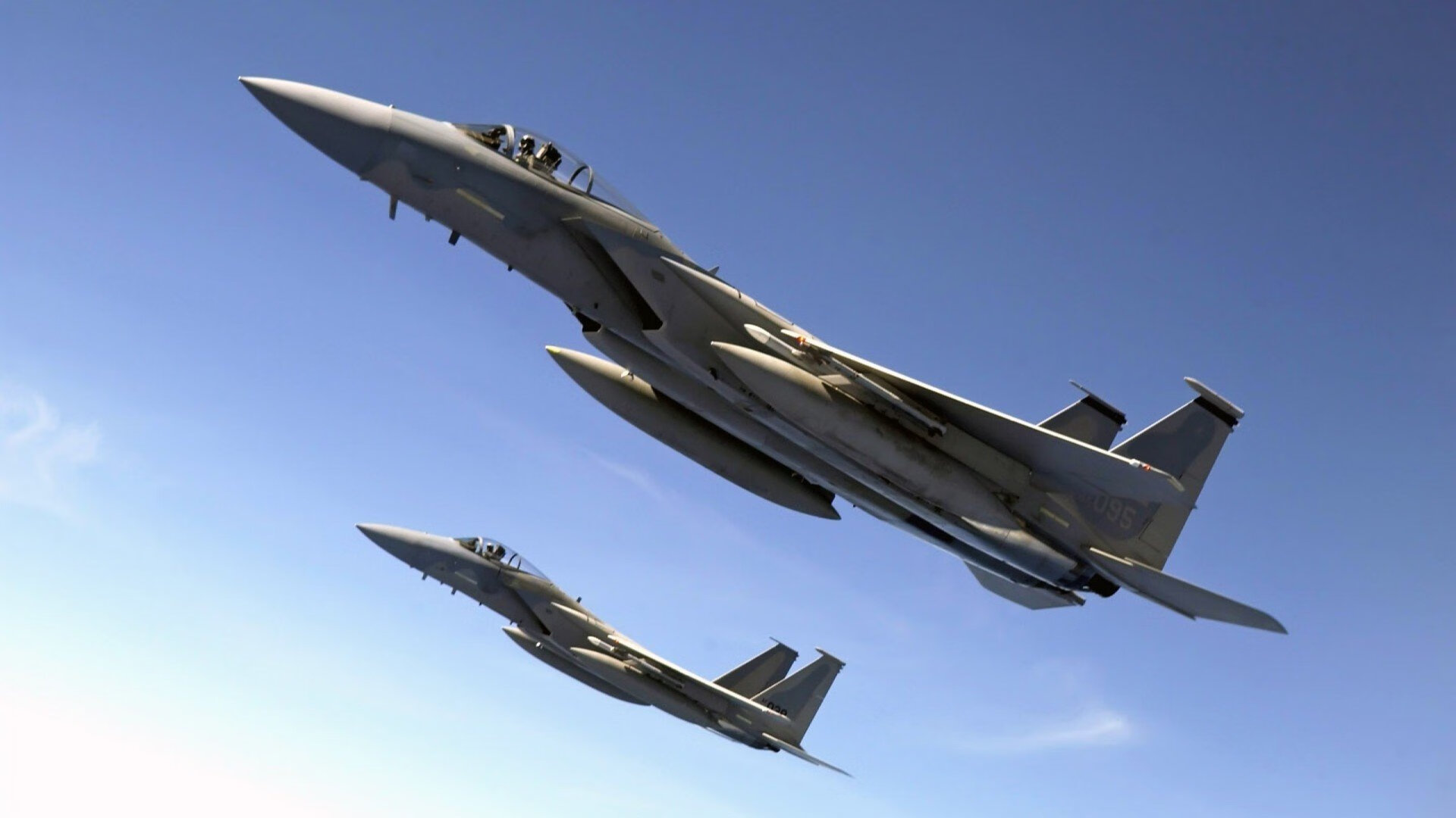 华体会体育-沉默防线上的尖刀，巴斯托尼两度手术刀击穿尤文，拜仁宣告王者归来